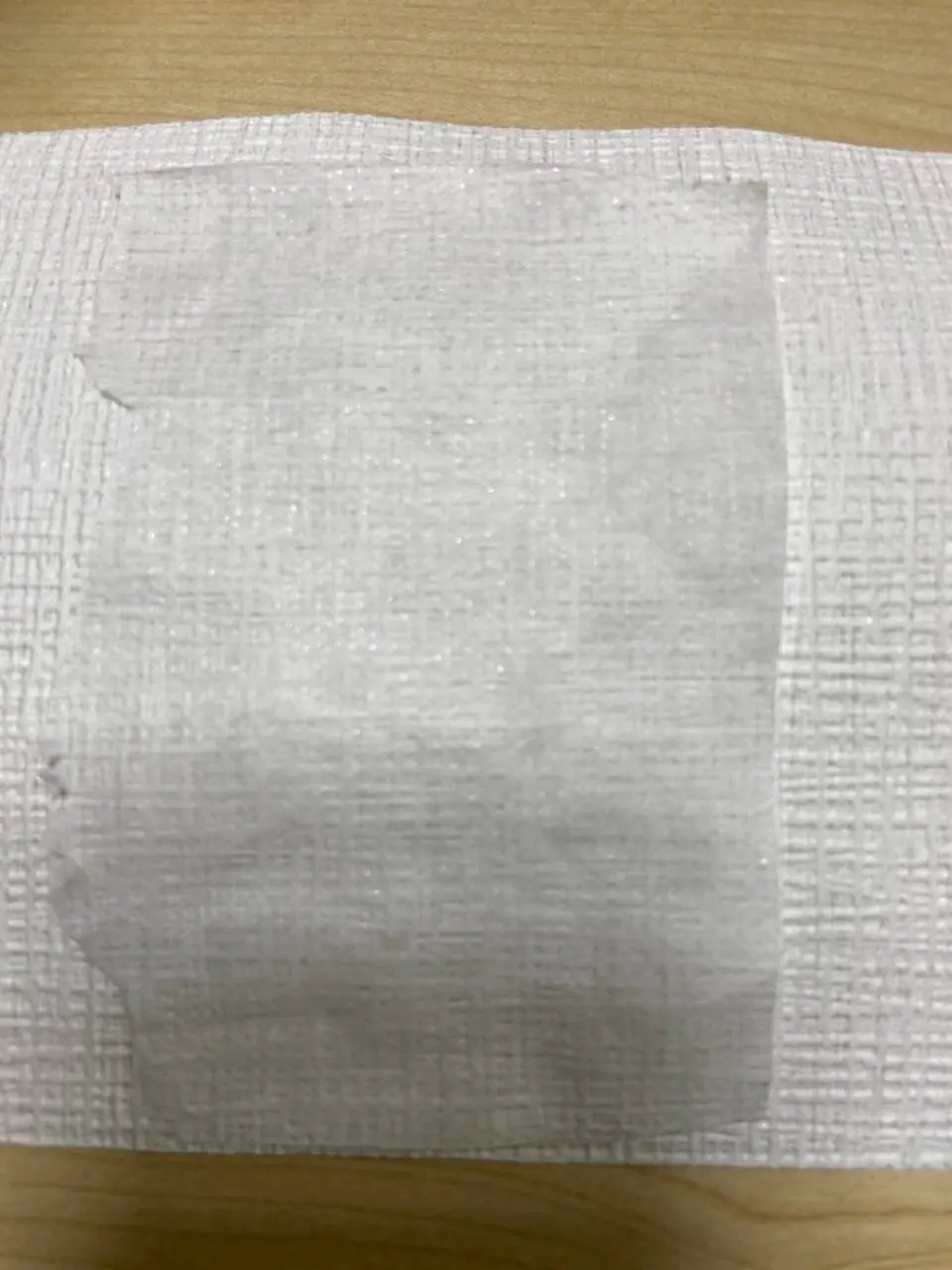 수원 장안구 이삿짐 이동 중 찢어진 벽지 복원 작업