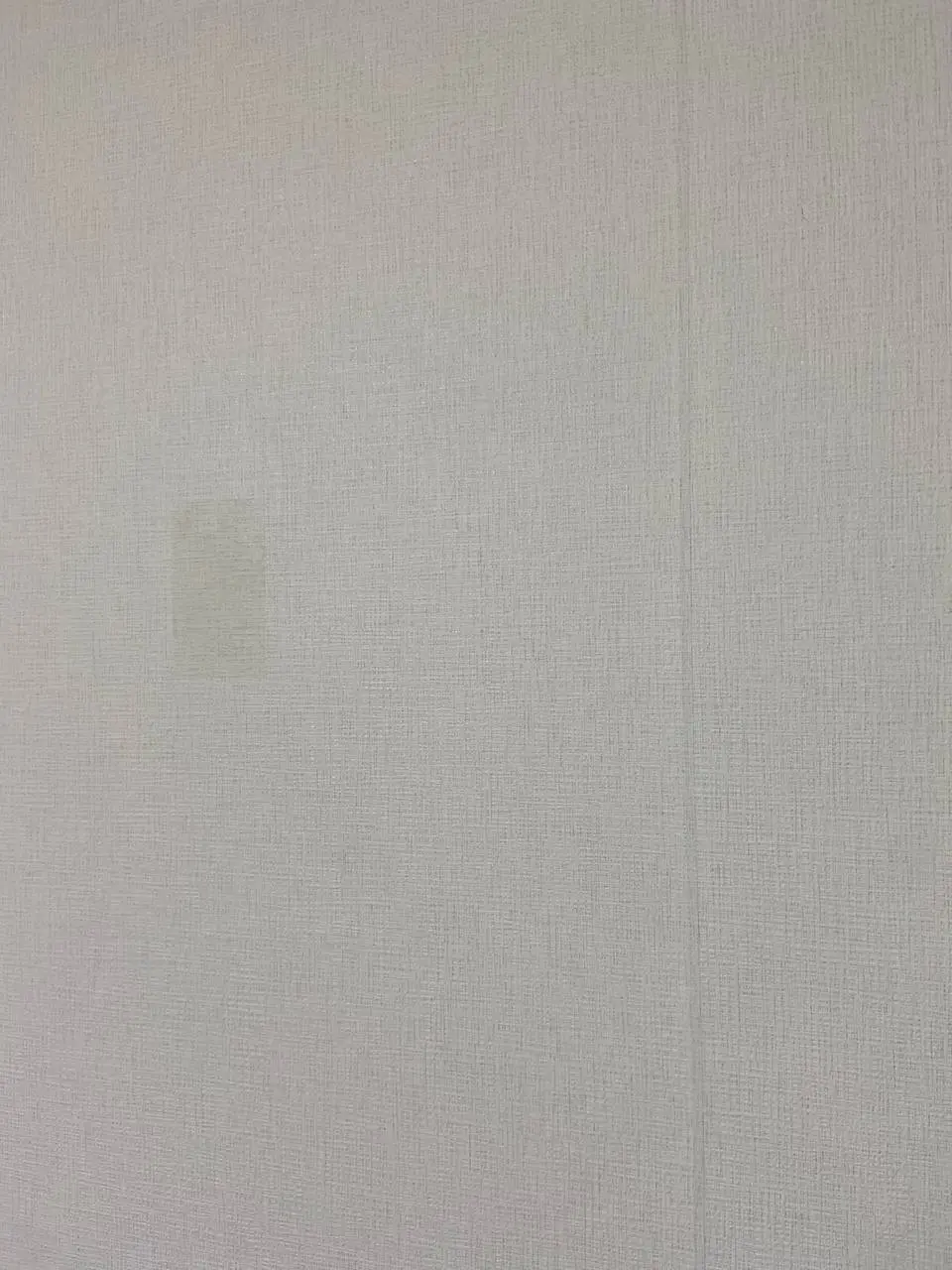 수원 장안구 이삿짐 이동 중 찢어진 벽지 복원 작업